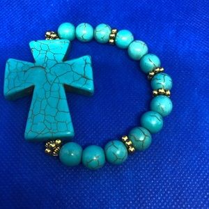 Turquoise bracelet with gold trimming